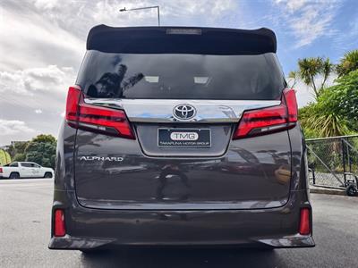 2021 Toyota Alphard - Thumbnail
