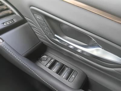 2023 Toyota Alphard - Thumbnail