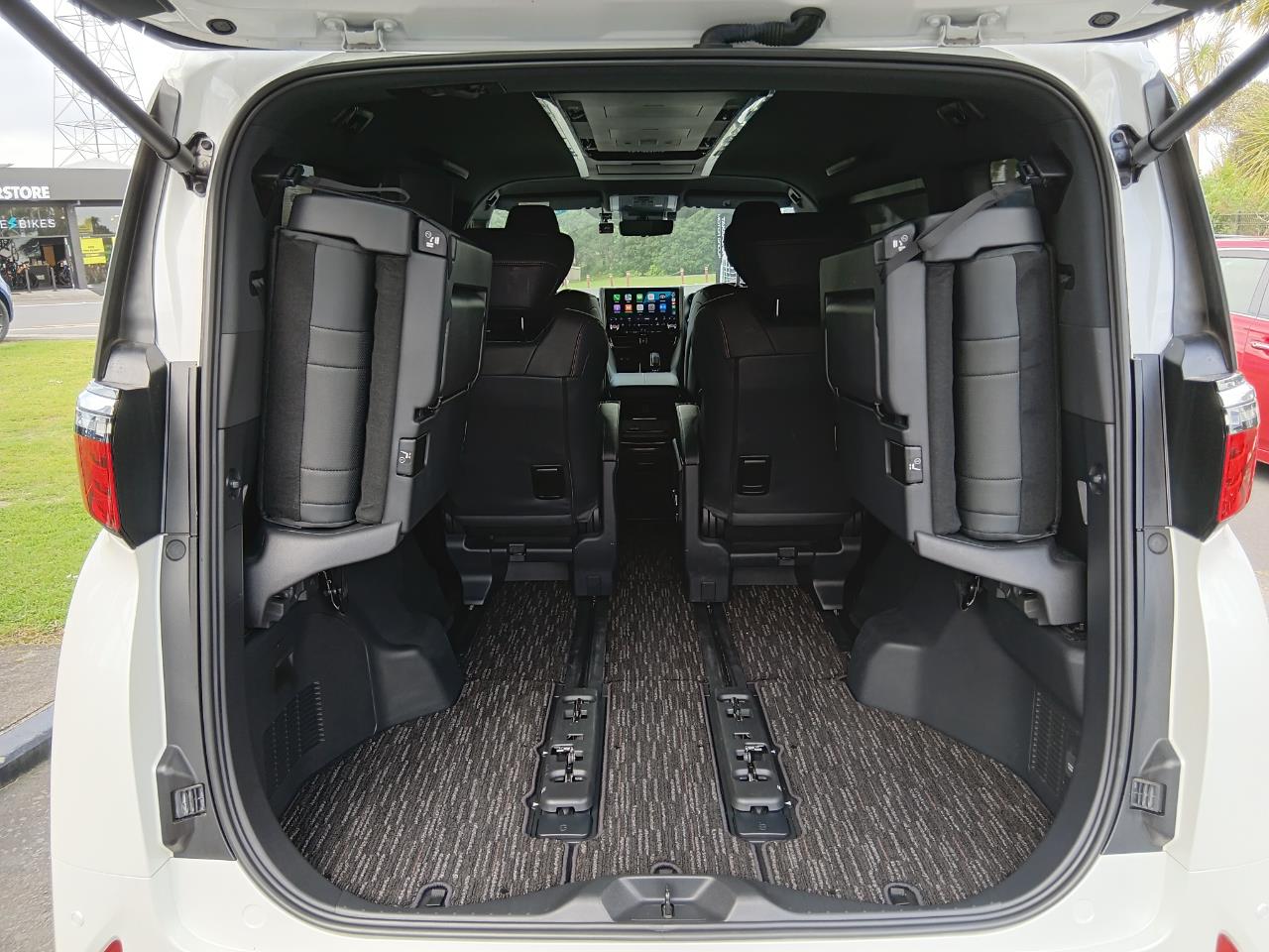 2023 Toyota Alphard