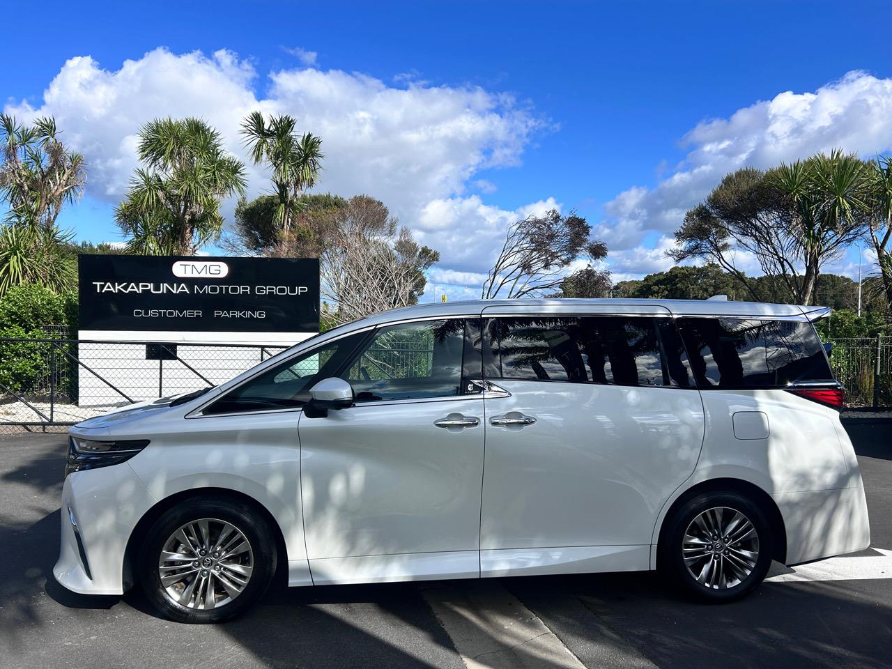 2023 Toyota Alphard