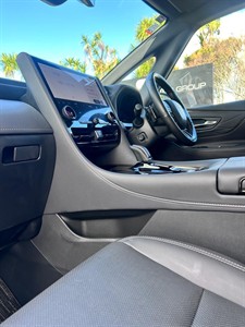 2023 Toyota Alphard - Thumbnail