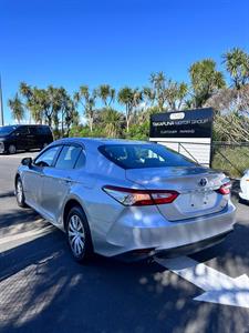 2019 Toyota camry - Thumbnail