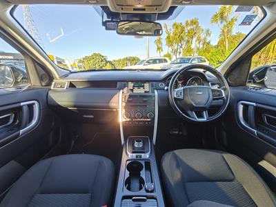 2016 Land Rover Discovery - Thumbnail