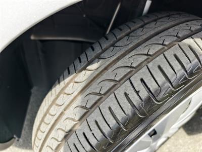 2020 Suzuki Swift - Thumbnail