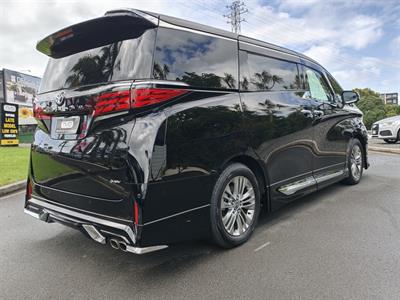 2025 Toyota Alphard - Thumbnail
