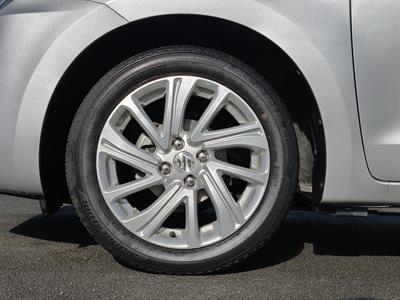 2021 Suzuki Swift - Thumbnail