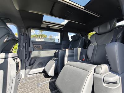 2026 Toyota Alphard - Thumbnail
