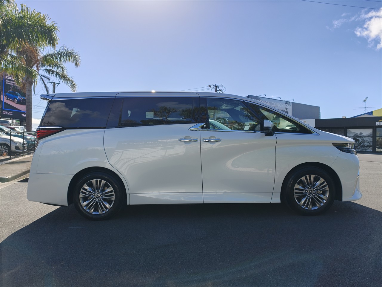 2026 Toyota Alphard