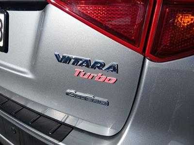 2019 Suzuki Vitara - Thumbnail