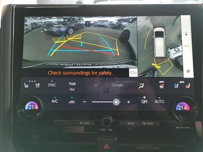 2025 Toyota Alphard - Thumbnail