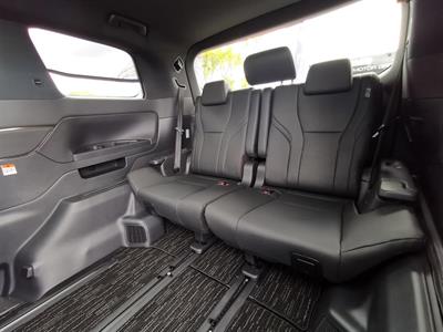 2025 Toyota Alphard - Thumbnail