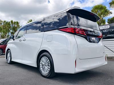 2025 Toyota Alphard - Thumbnail