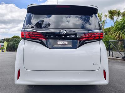 2025 Toyota Alphard - Thumbnail