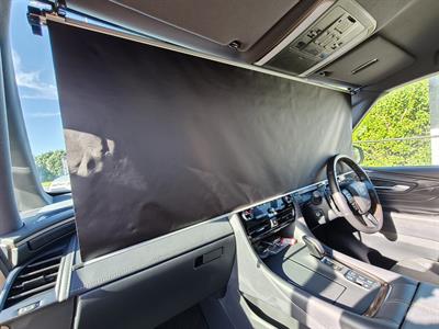 2025 Toyota Alphard - Thumbnail