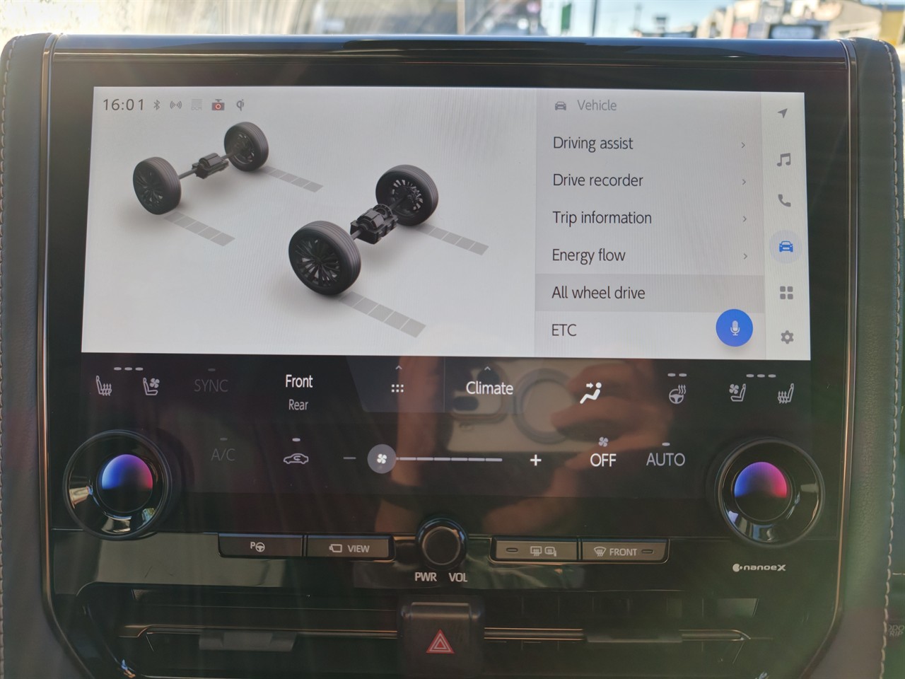 2025 Toyota Alphard