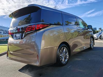2025 Toyota Alphard - Thumbnail