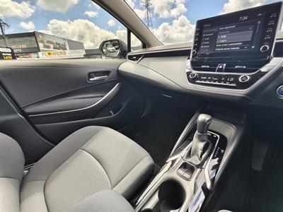 2022 Toyota Corolla - Thumbnail