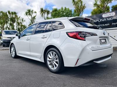 2022 Toyota Corolla - Thumbnail