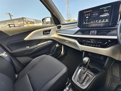 2024 Suzuki Swift - Thumbnail