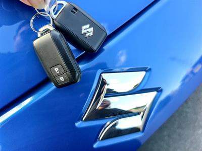 2024 Suzuki Swift - Thumbnail