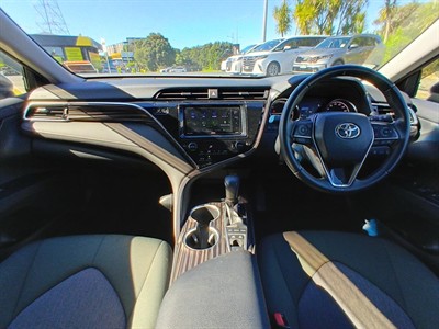 2018 Toyota camry - Thumbnail