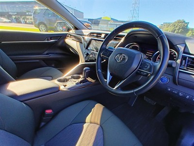 2018 Toyota camry - Thumbnail