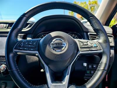 2020 Nissan X-trail - Thumbnail