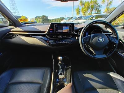 2019 Toyota C-HR - Thumbnail
