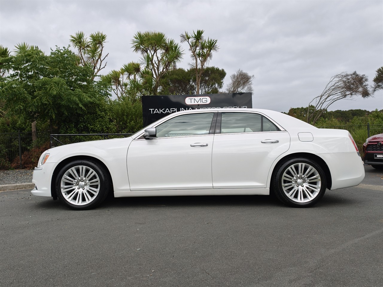 2015 CHRYSLER 300C