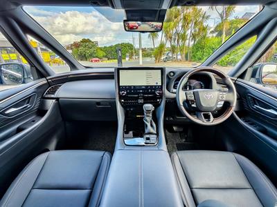 2025 Toyota Alphard - Thumbnail