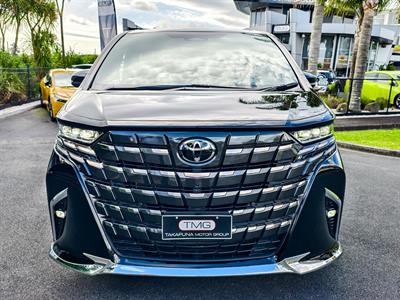 2025 Toyota Alphard - Thumbnail