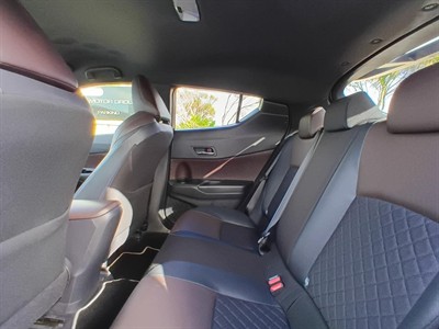 2018 Toyota C-HR - Thumbnail