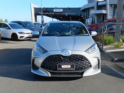 2024 Toyota Yaris - Thumbnail