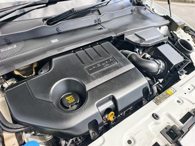 2019 Jaguar E-PACE - Thumbnail