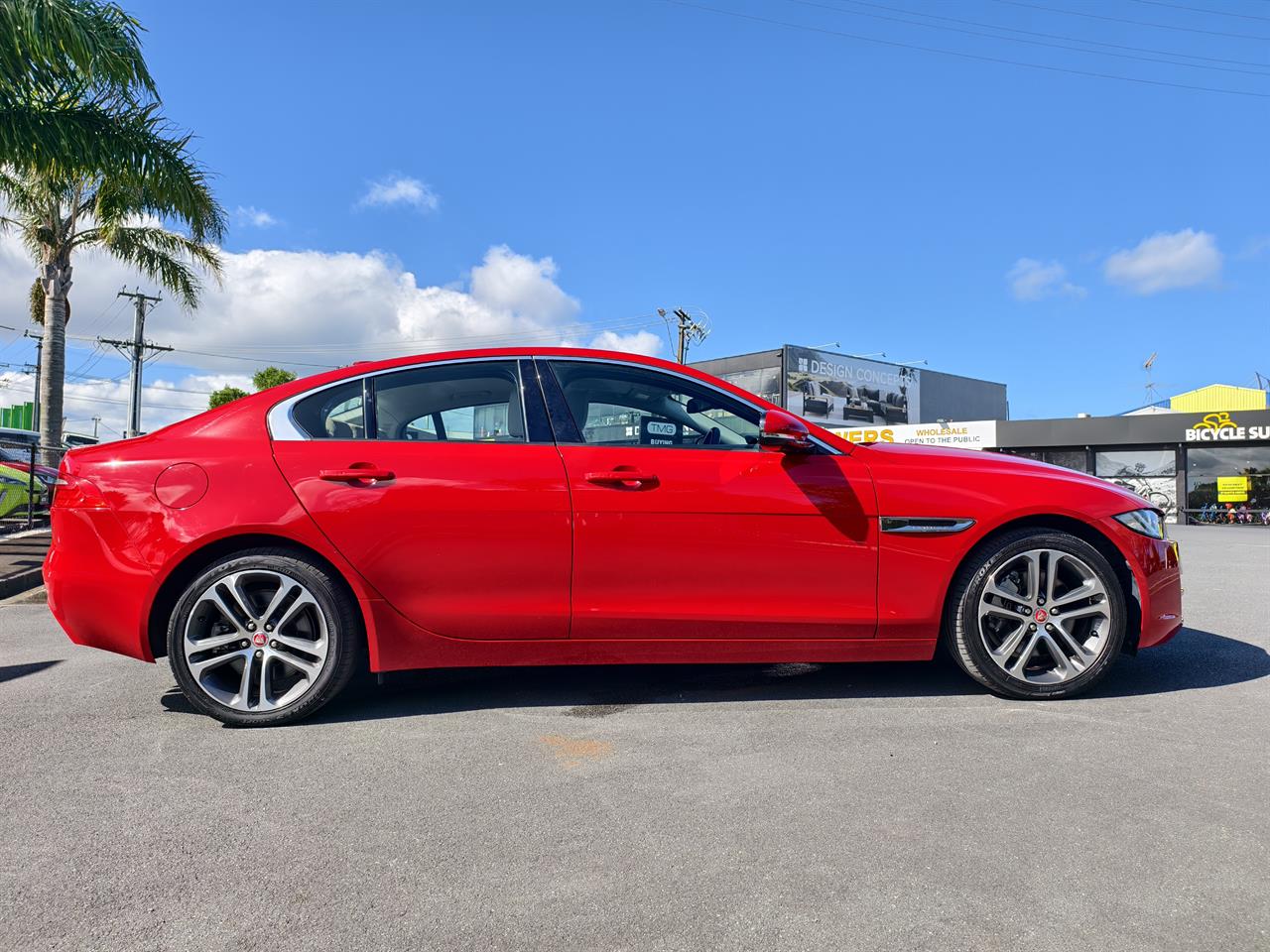 2018 Jaguar XE