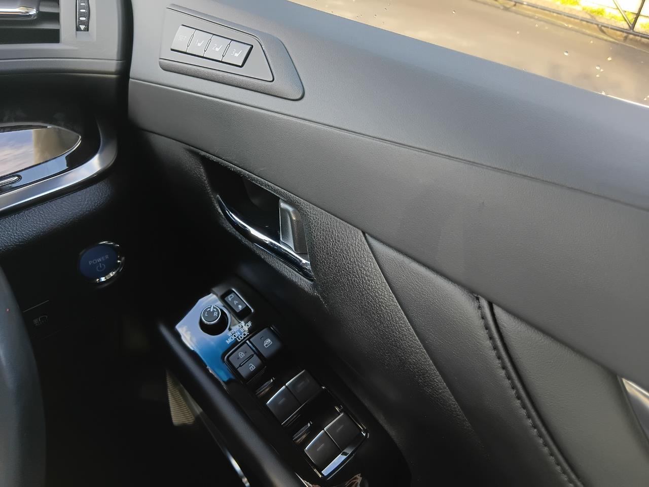 2023 Toyota Alphard