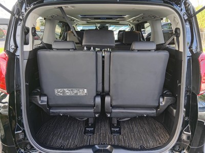 2023 Toyota Alphard - Thumbnail
