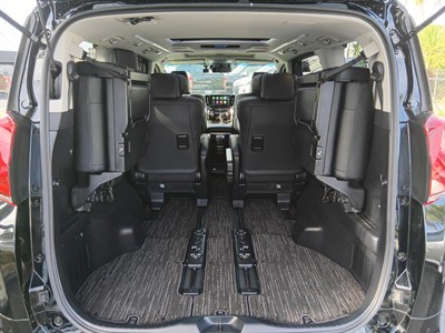 2023 Toyota Alphard - Thumbnail