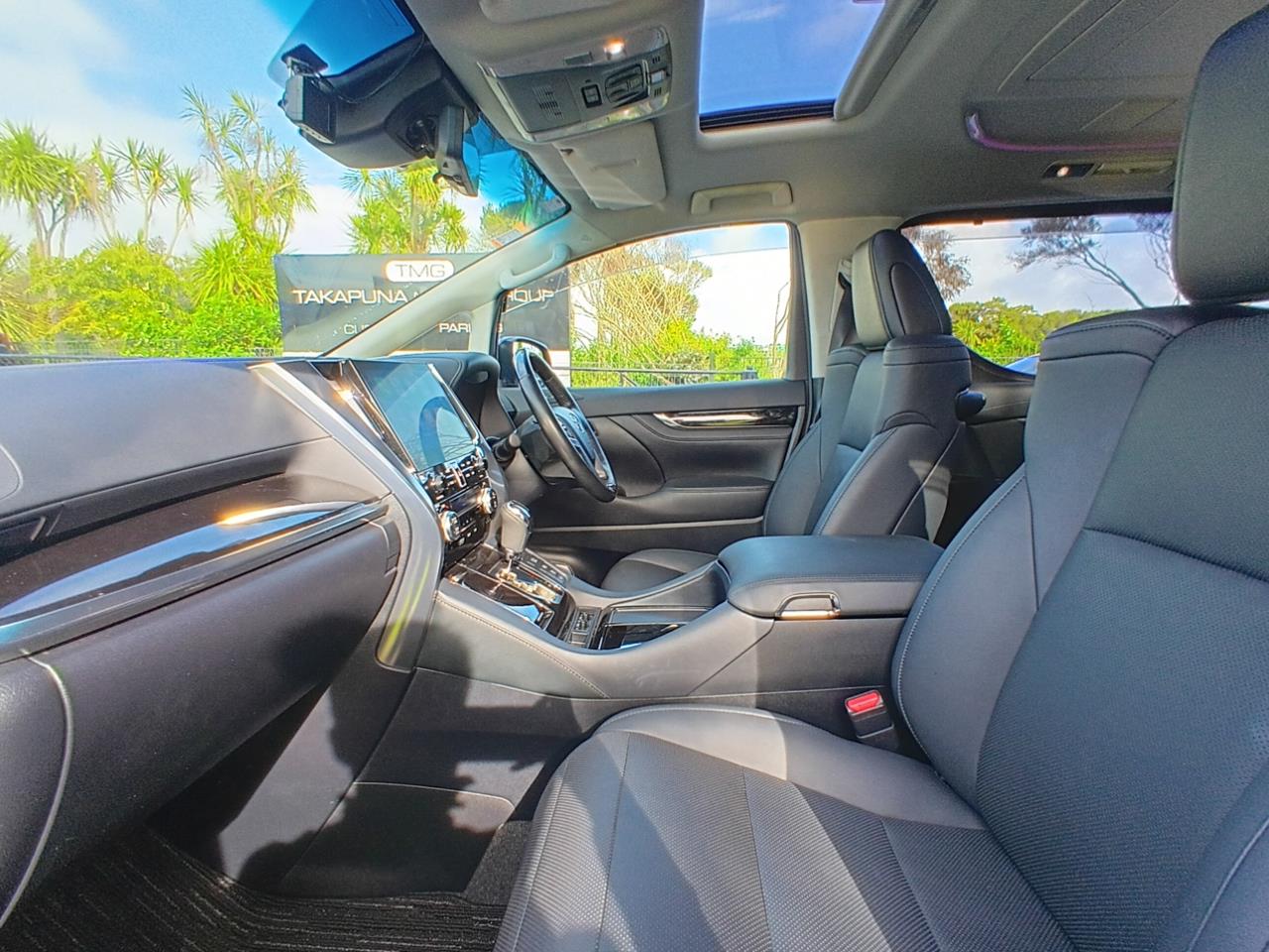 2023 Toyota Alphard