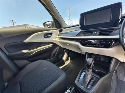 2024 Suzuki Swift - Thumbnail