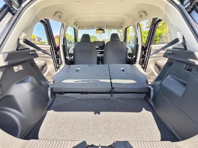 2024 Suzuki Swift - Thumbnail