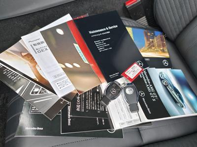 2017 Mercedes-Benz GT - Thumbnail