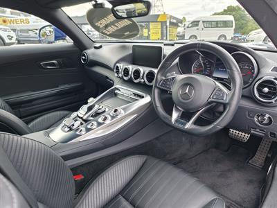 2017 Mercedes-Benz GT - Thumbnail