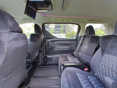 2018 Toyota Alphard - Thumbnail