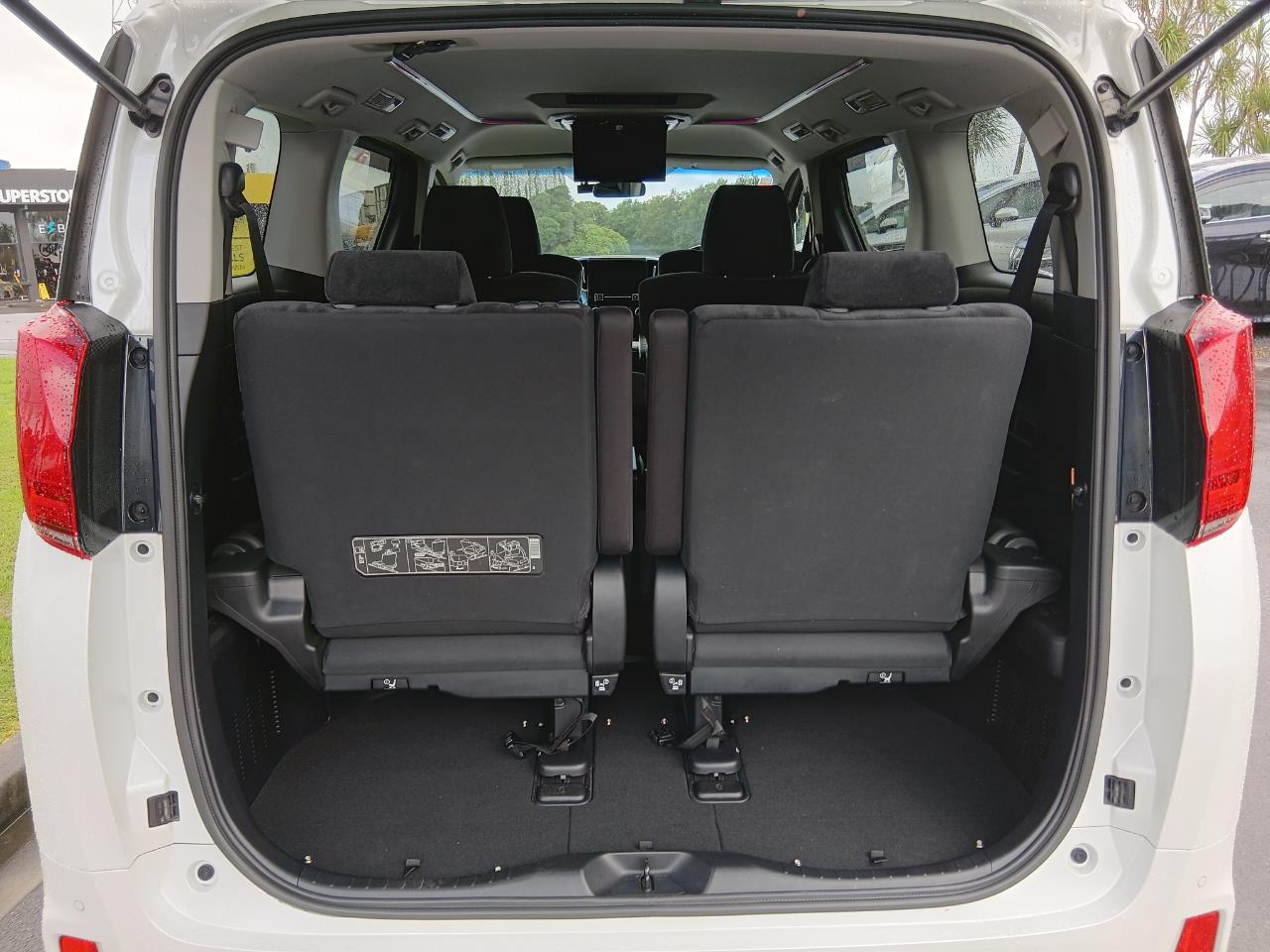 2018 Toyota Alphard