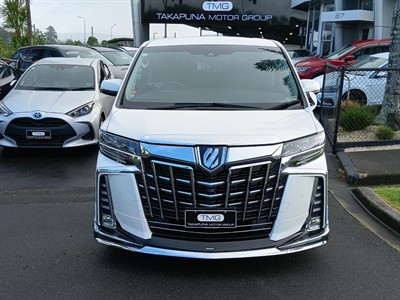 2018 Toyota Alphard - Thumbnail