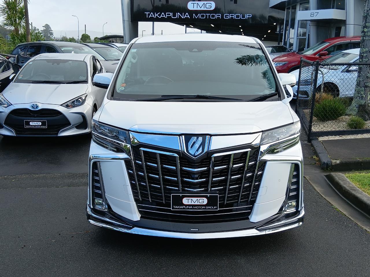 2018 Toyota Alphard