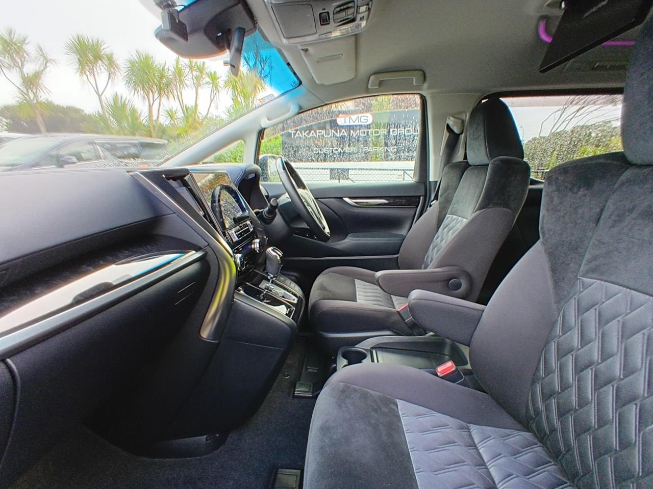 2018 Toyota Alphard