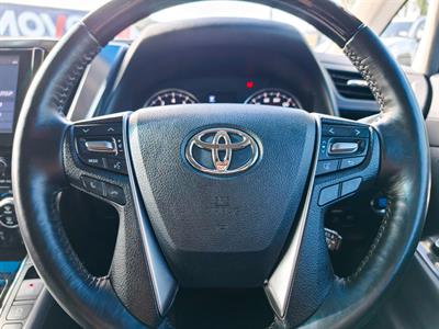 2022 Toyota Alphard - Thumbnail