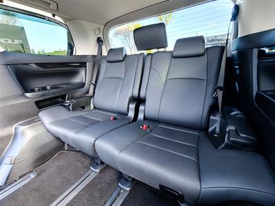 2022 Toyota Alphard - Thumbnail